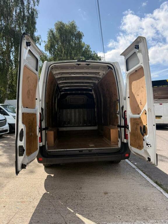 Renault Master Mm35dci 135 Business Medium Roof Van Grey #8