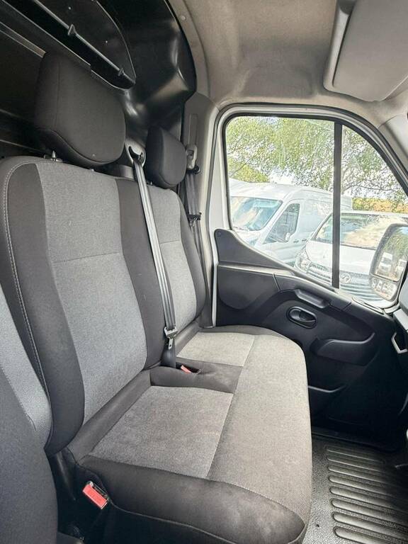 Renault Master Mm35dci 135 Business Medium Roof Van Grey #12