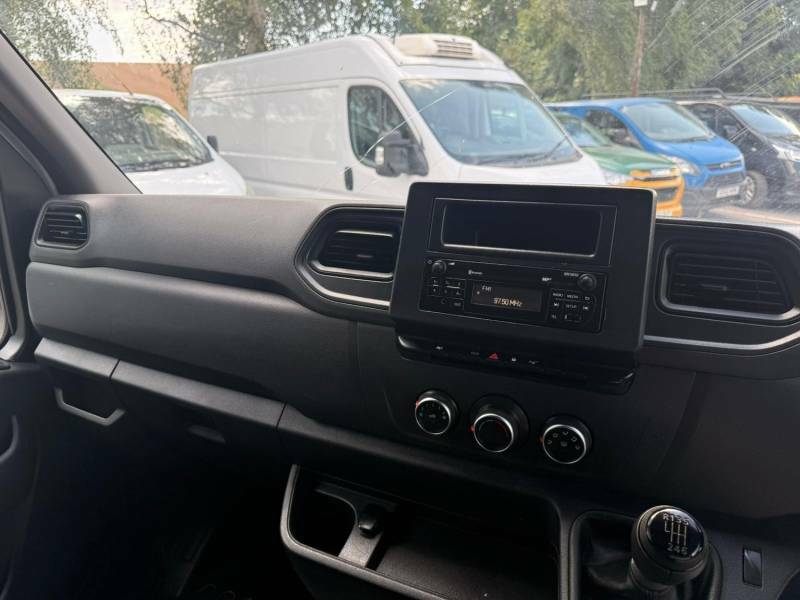 Renault Master Mm35dci 135 Business Medium Roof Van Grey #11