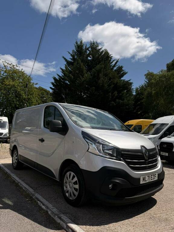 Renault Trafic 2L Business White #4