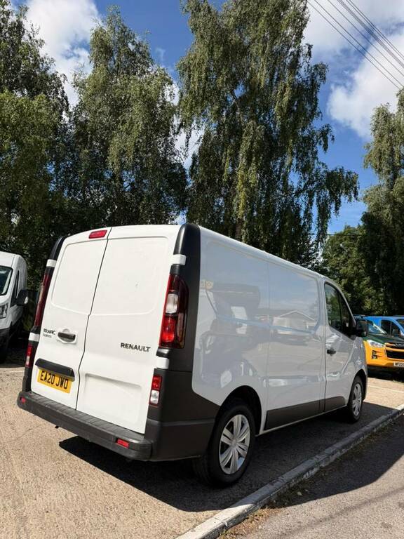 Renault Trafic 2L Business White #7
