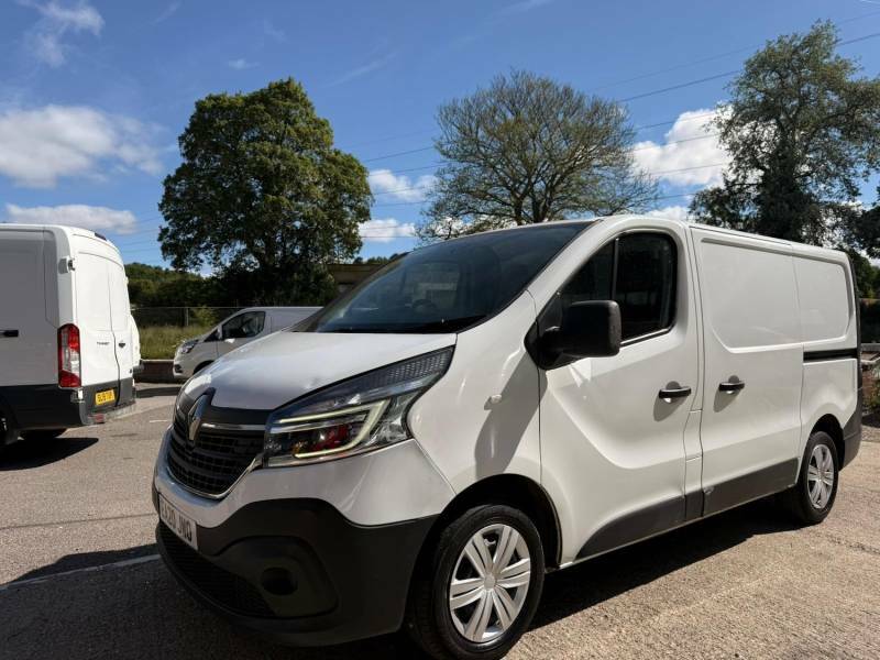 Renault Trafic 2L Business White #2