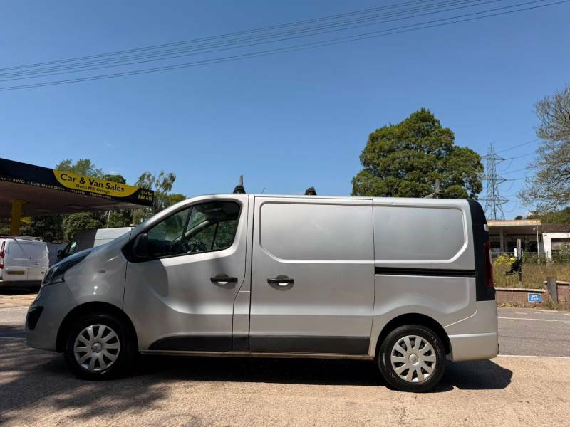 Vauxhall Vivaro Cdti 2700 Silver #5