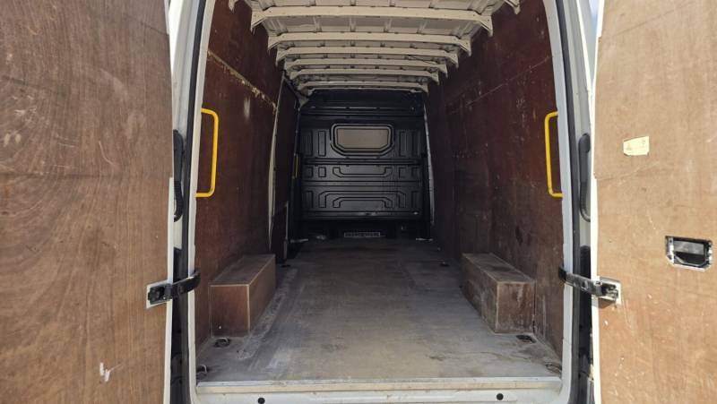 Volkswagen Crafter 2L Trendline White #14