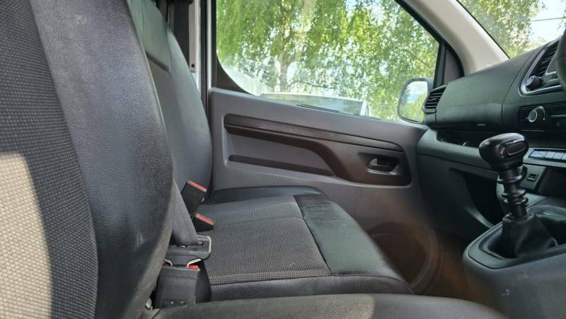 Vauxhall Vivaro 2900 1.5D 100Ps Dynamic H1 Van White #15