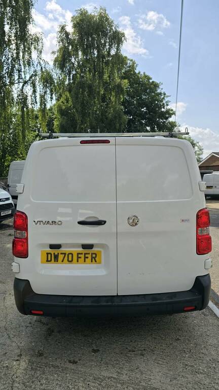 Vauxhall Vivaro 2900 1.5D 100Ps Dynamic H1 Van White #12