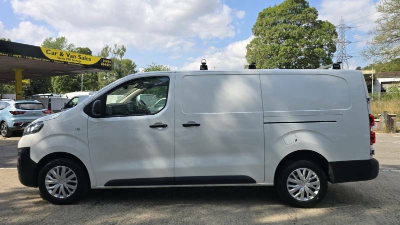 Vauxhall Vivaro 1.5 Turbo D 2900 Dynamic L2 Lwb White #6