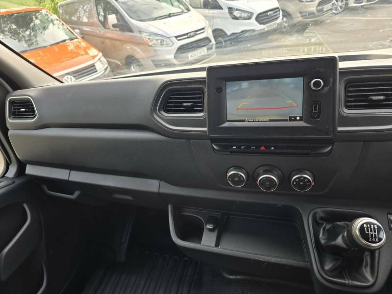 Renault Master Dci 35 Business Fwd White #18
