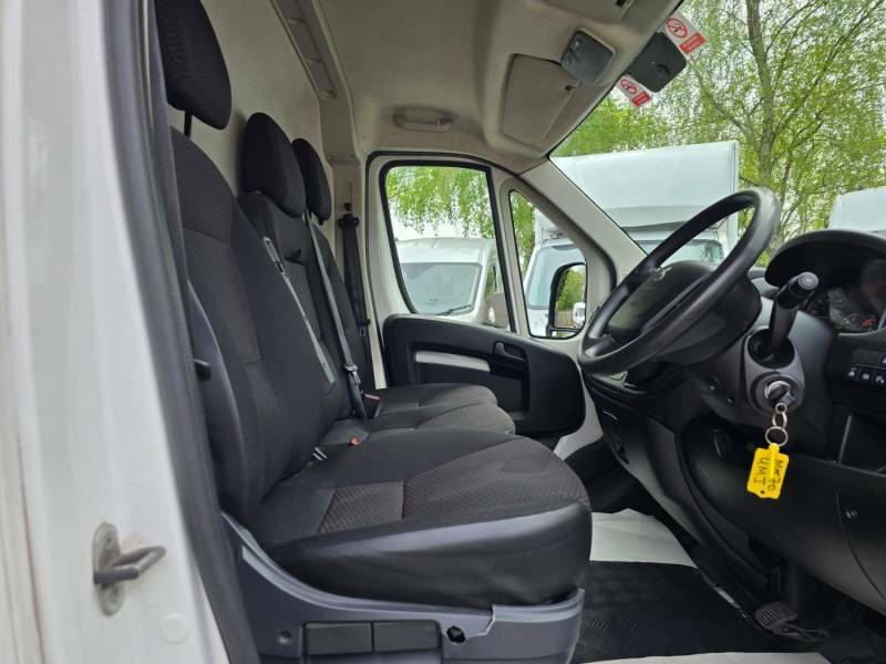 Peugeot Boxer Diesel White #16