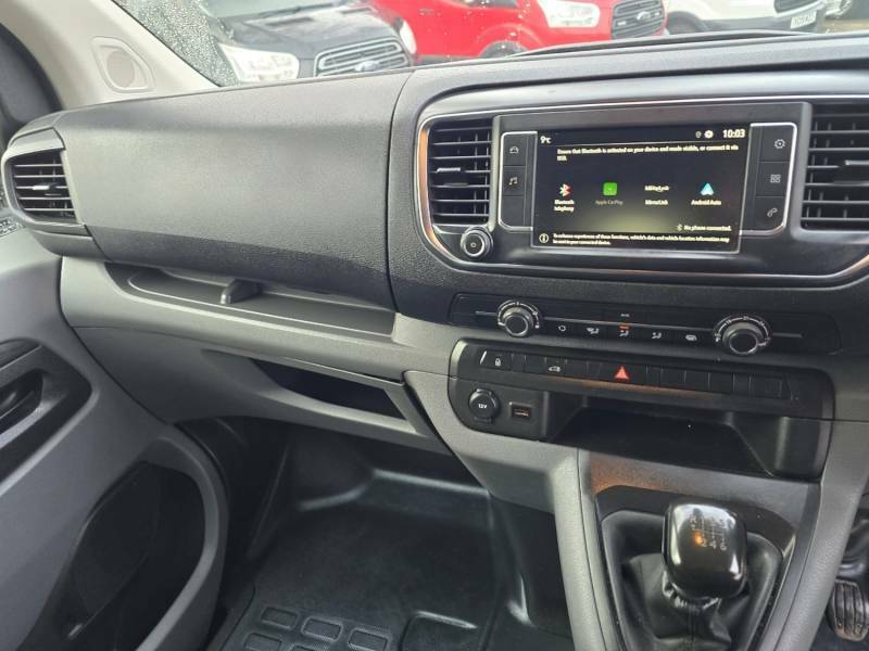 Vauxhall Vivaro Vivaro 2900 Edition Ss White #17