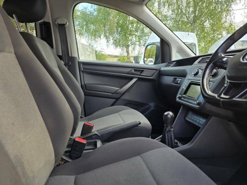 Volkswagen Caddy Maxi C20 2.0 Tdi Dsg Highline Ac  #22