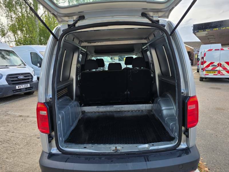Volkswagen Caddy Maxi C20 2.0 Tdi Dsg Highline Ac  #16