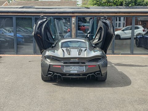McLaren 570S V8 Ssg White #25