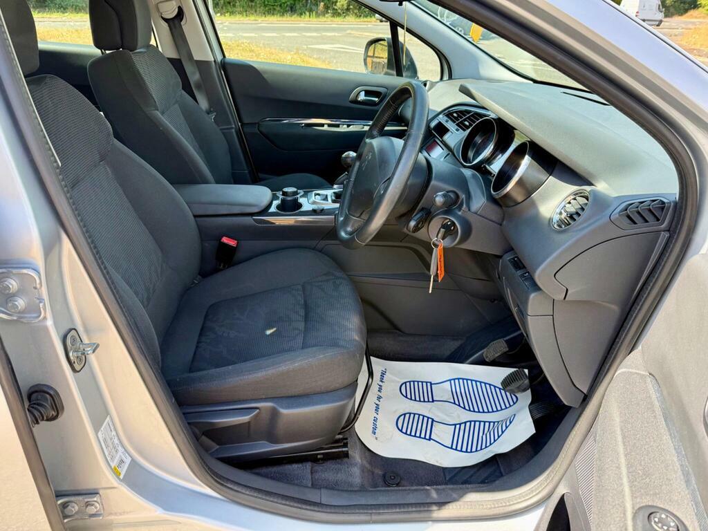 Peugeot 3008 E-hdi Active Black #14
