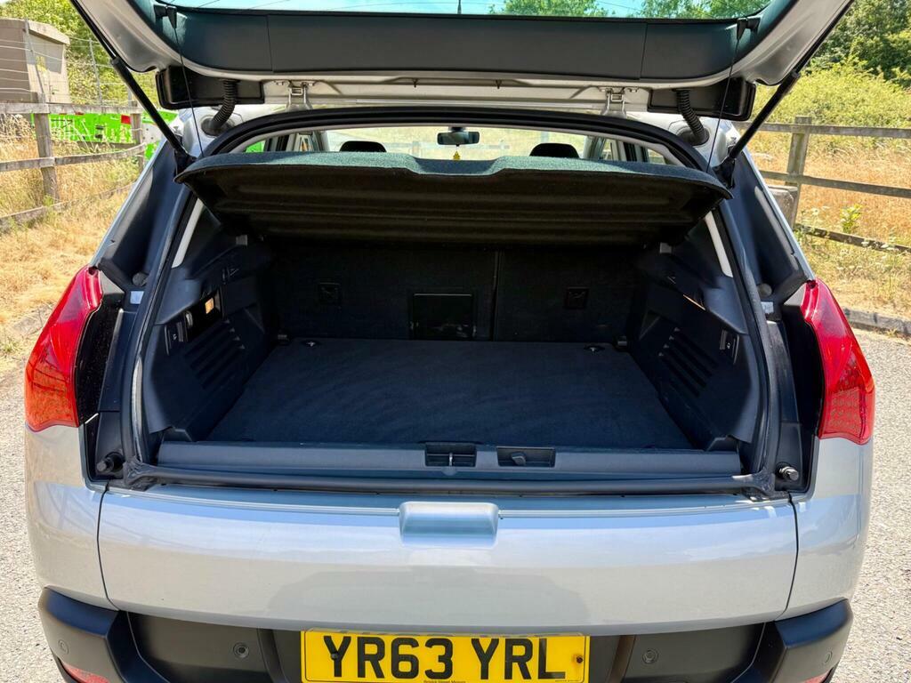 Peugeot 3008 E-hdi Active Black #9