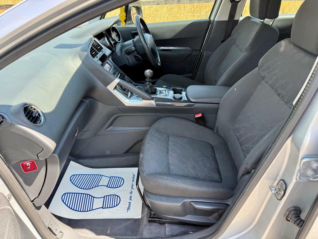 Peugeot 3008 E-hdi Active Black #17