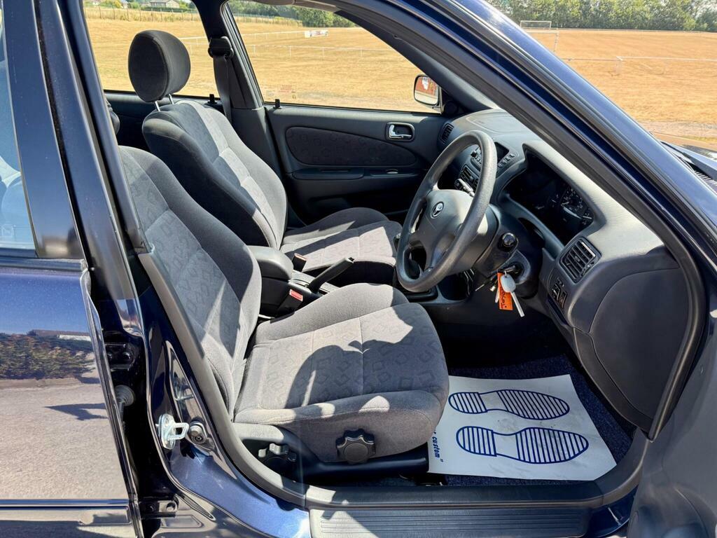 Toyota Corolla 1.3 Se Limited Edition Blue #16