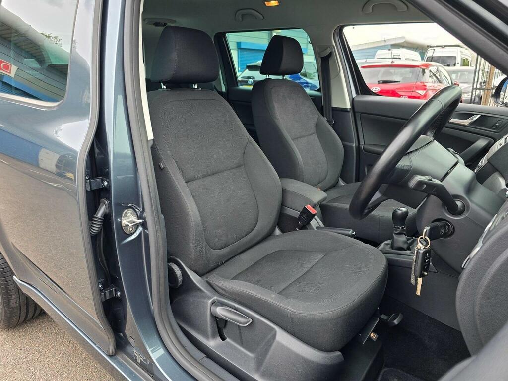 Skoda Yeti Suv 1.2 Tsi Se Euro 5 201414 NV14GJO Grey #2