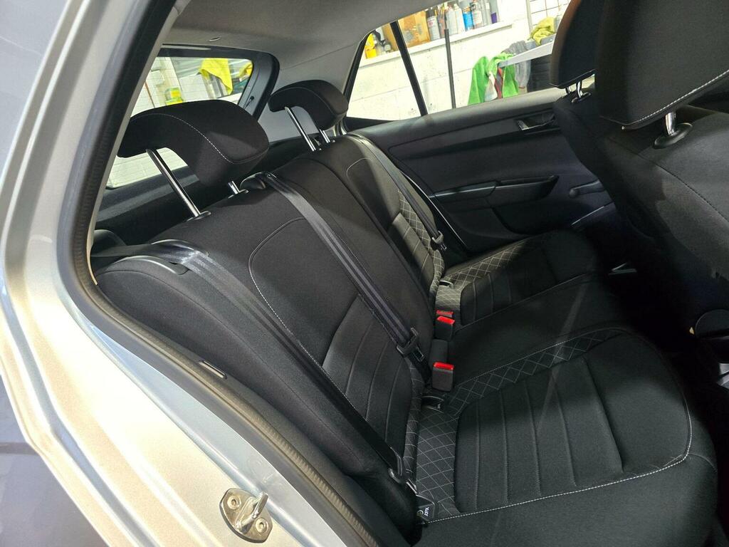Skoda Fabia Hatchback Beige #41