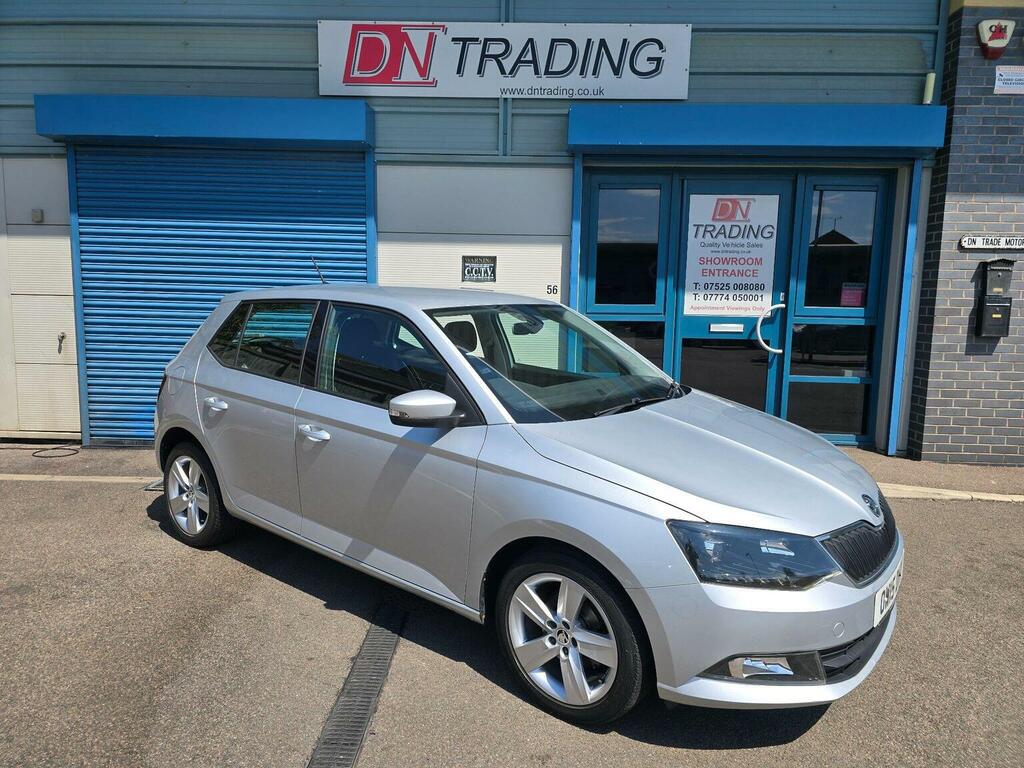 Skoda Fabia Hatchback 1.0 Se L Euro 6 Ss 201515 Silver
