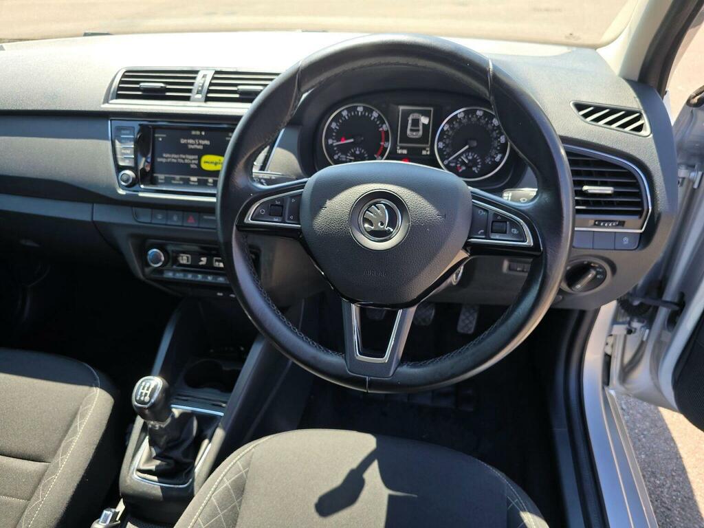 Skoda Fabia Hatchback 1.0 Se L Euro 6 Ss 201515 Silver #3