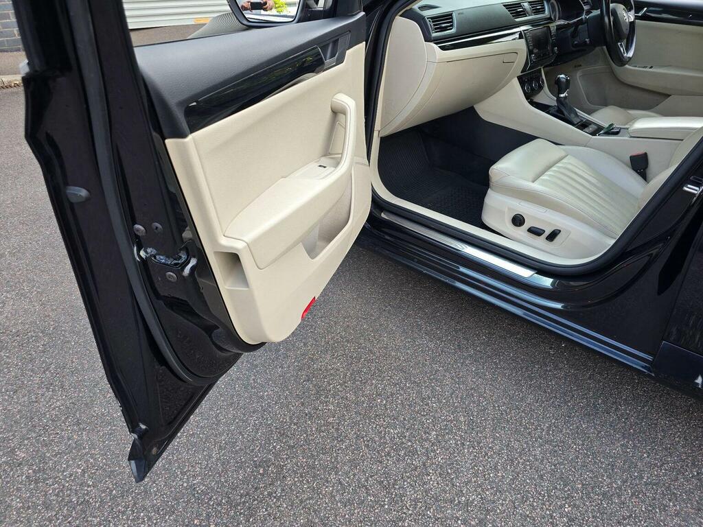 Skoda Superb Superb Se L Executive Tdi S-a Grey #51