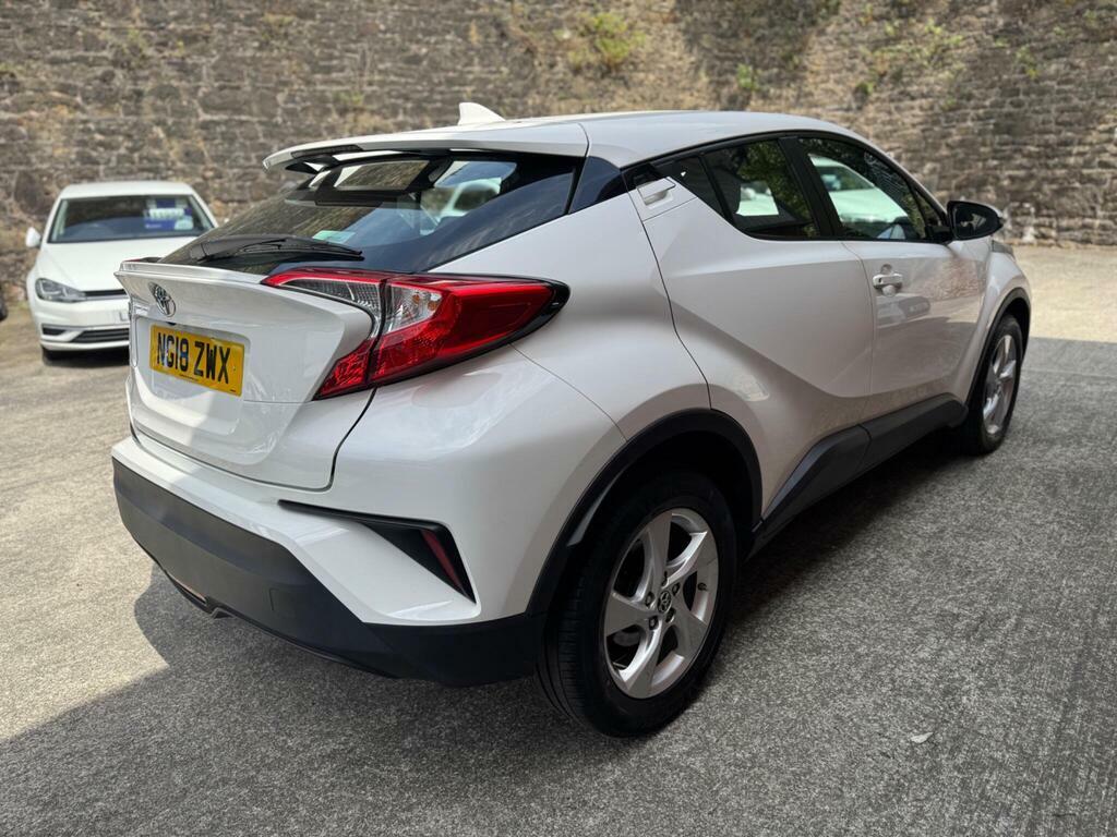 Toyota C-Hr Hybrid 1.8 122Bhp Icon Crossover 5-Dr Grey #8