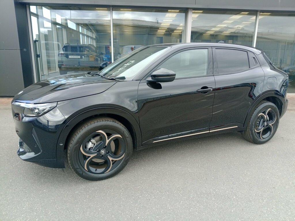 Alfa Romeo Junior 1.2 Mhev Ibrida Intensa Hybrid E-dct Black #3