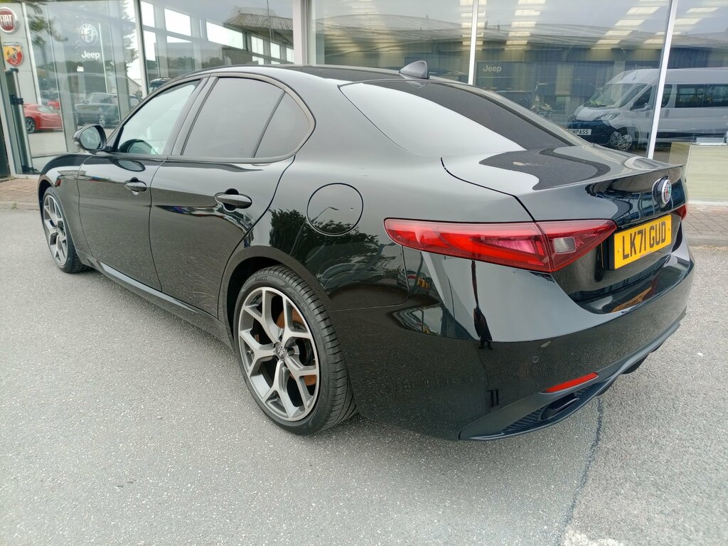 Alfa Romeo Giulia 2.0T Veloce 280 Black #5