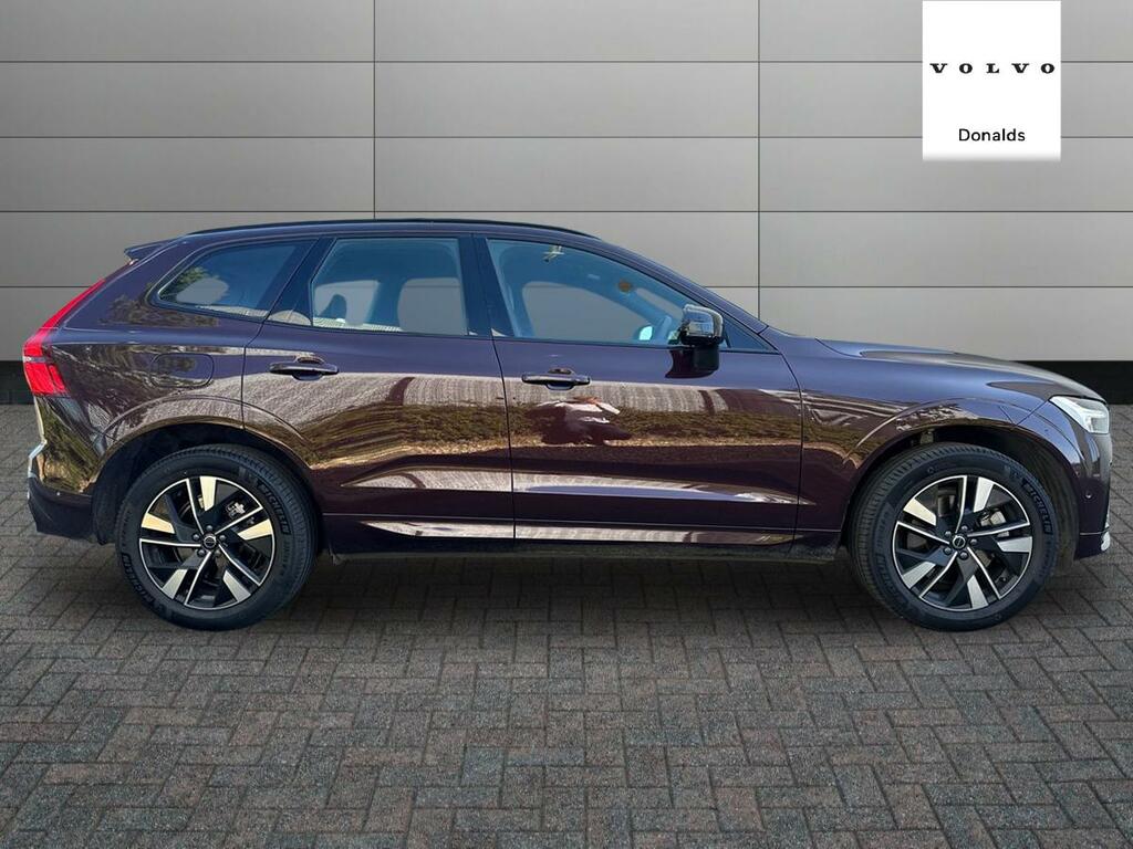 Volvo XC60 Plus B5 Awd Mild Hybrid Dark AX75MFK Red #2