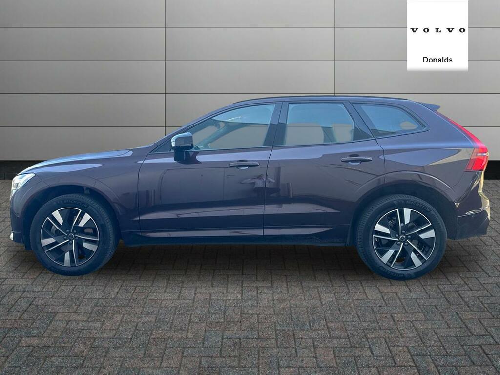 Volvo XC60 Plus B5 Awd Mild Hybrid Dark AX75MFK Red #6