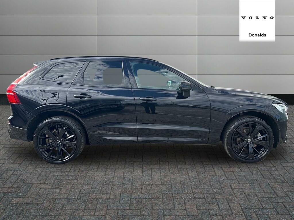 Volvo XC60 Black Edition Ultra B5 Awd Mild Hybrid RV25UJS Black #2
