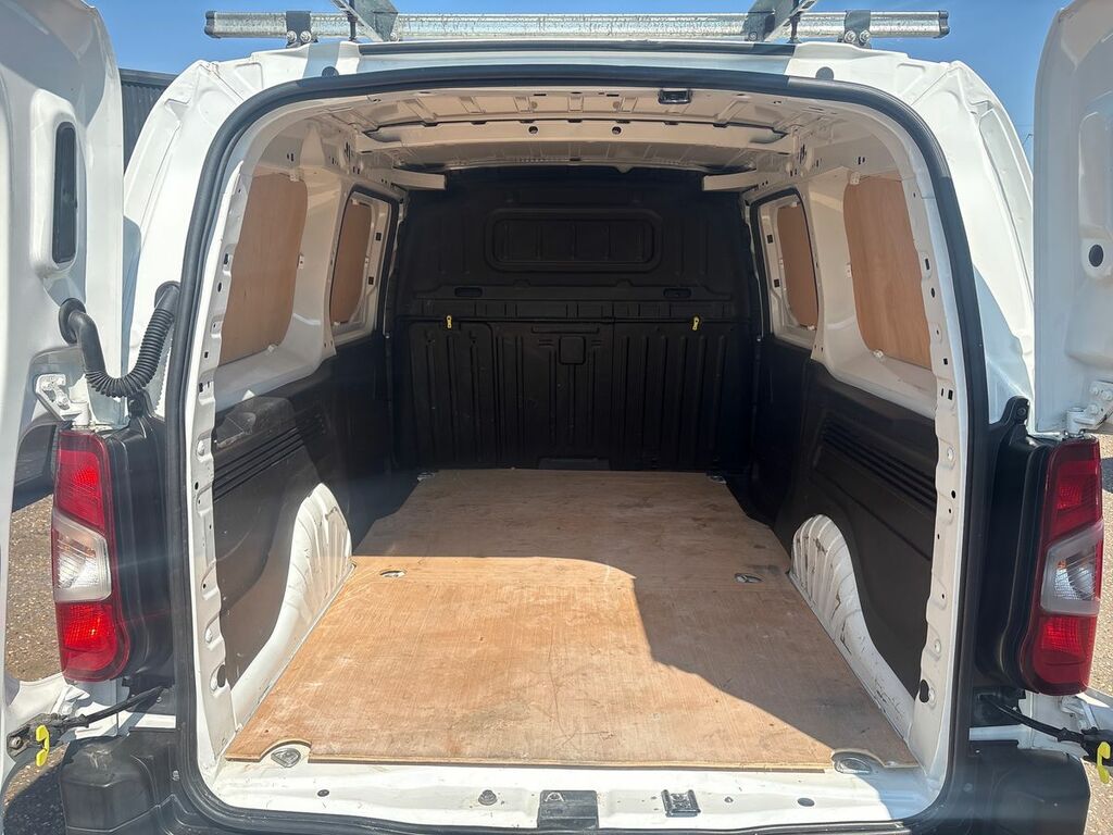 Peugeot Partner Bluehdi Professional Swb Ac Euro 6 U5324 Blue #18
