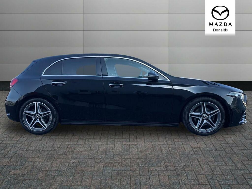 Mercedes-Benz A Class 1.5 A180d Amg Line Premium Plus 2 7G-dct Euro 6 Black #2