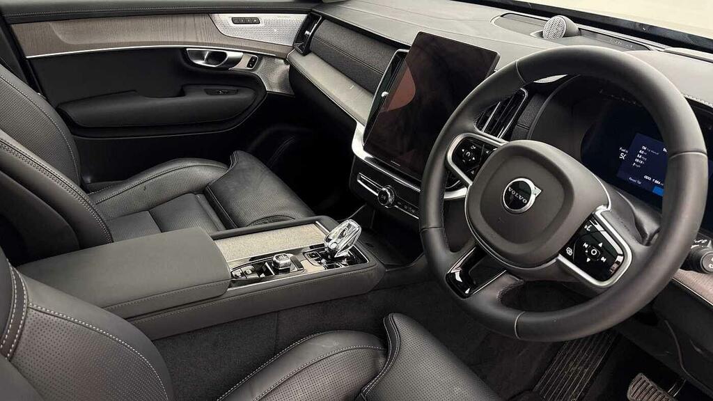 Volvo XC90 Ultra Bright Blue #9