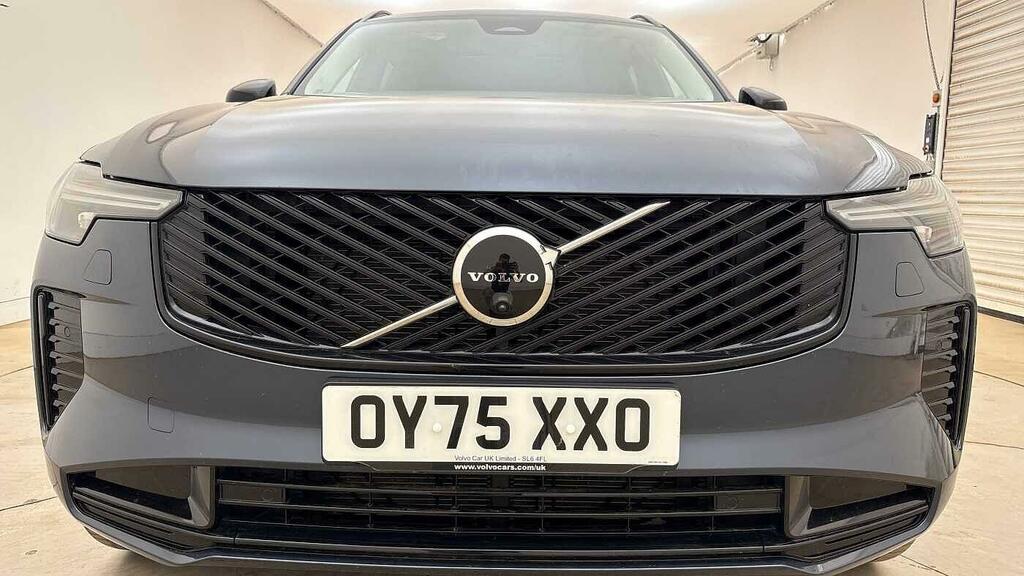 Volvo XC90 Ultra Bright Blue #24