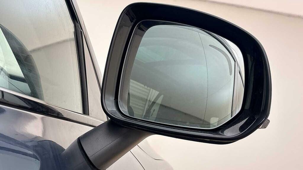 Volvo XC90 Ultra Bright Blue #21