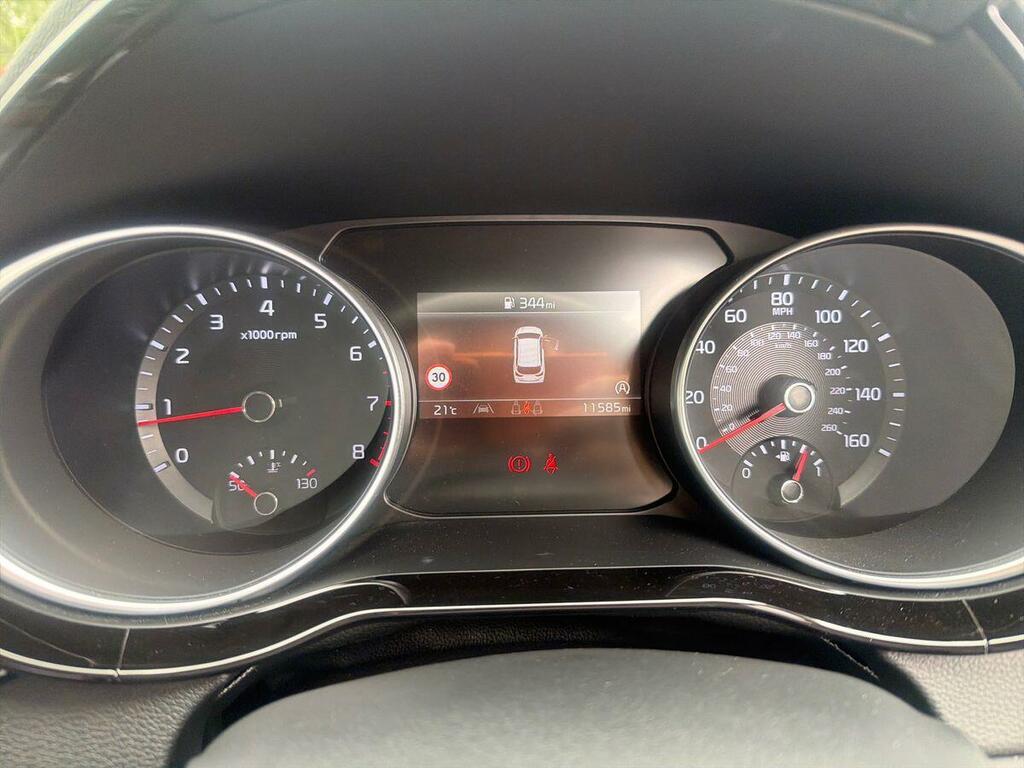 Kia Ceed 1.5T Gdi Isg 138 2 White #14