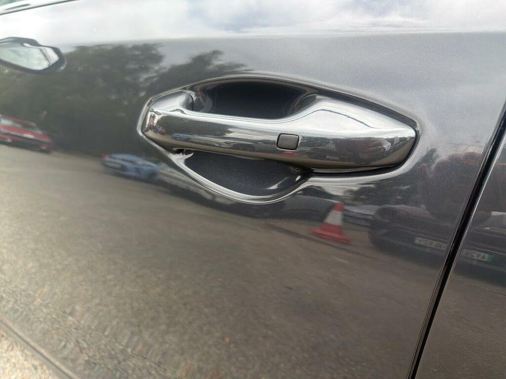 Kia Ceed 1.5T Gdi Isg 138 2 White #38