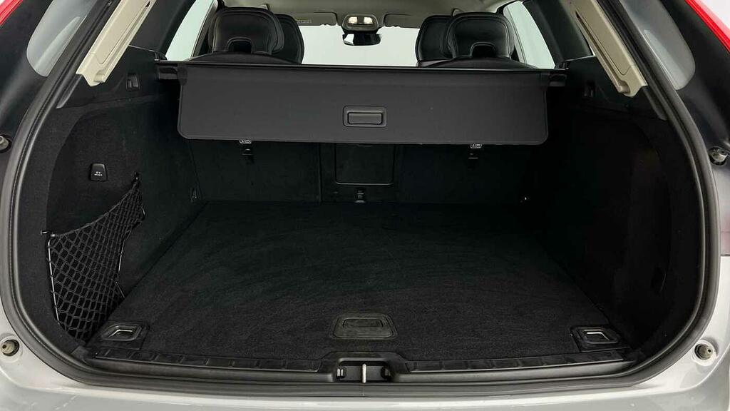 Volvo XC60 Core B5 Awd Mild Hybrid Grey #5