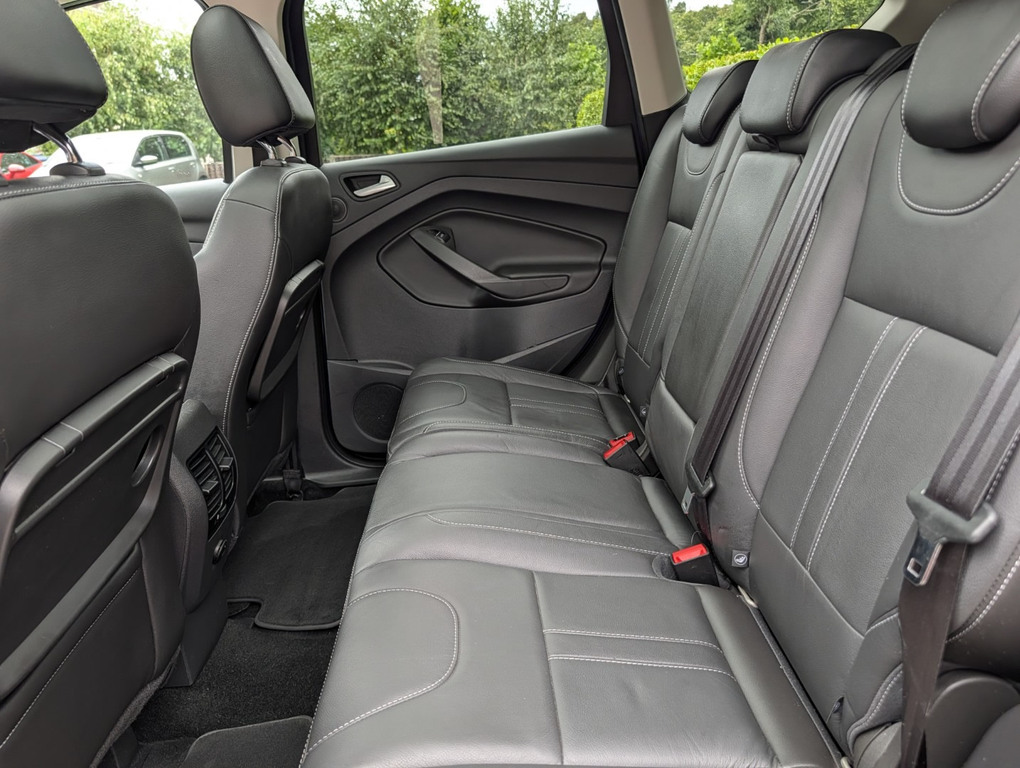 Ford Kuga Titanium Tdci 150Ps Low Miles White #48