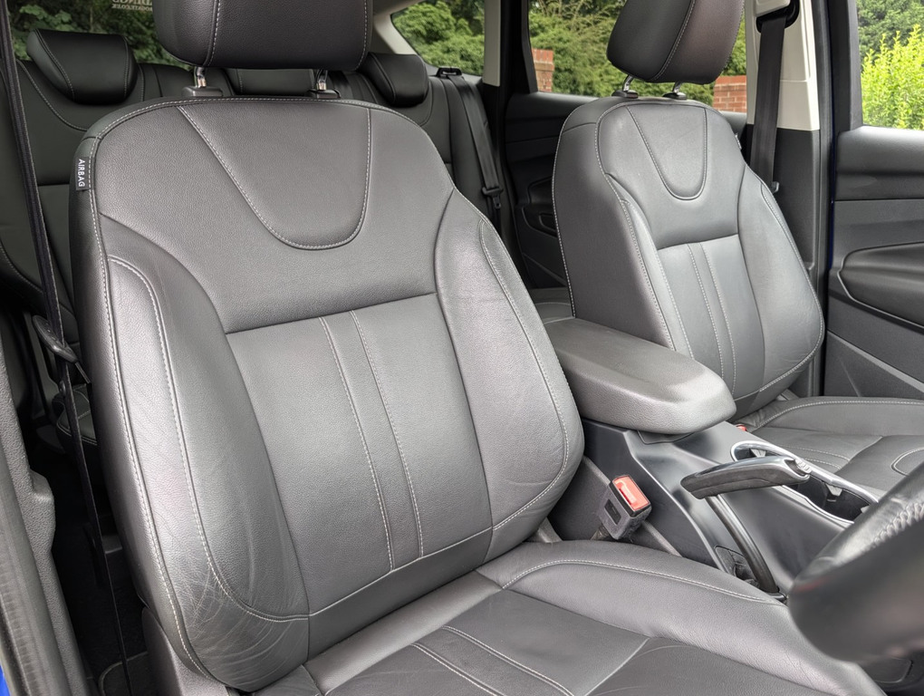 Ford Kuga Titanium Tdci 150Ps Low Miles White #39