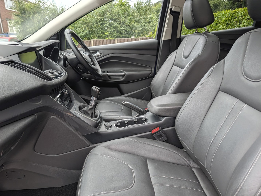 Ford Kuga Titanium Tdci 150Ps Low Miles White #43