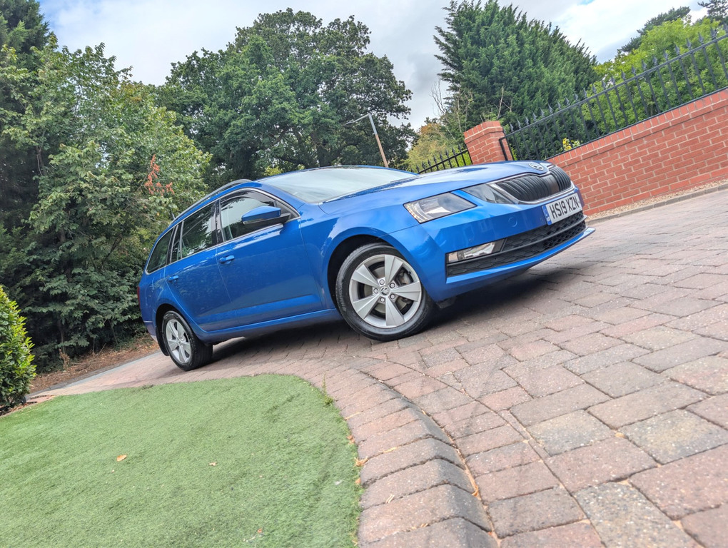 Skoda Octavia 1.0 Tsi Se Technology Estate Blue #5