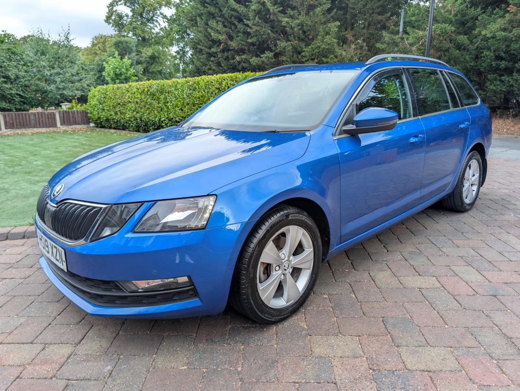 Skoda Octavia 1.0 Tsi Se Technology Estate Blue #6