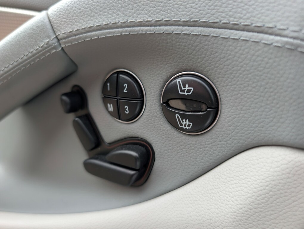 Mercedes-Benz SL Class U1014235 Silver #50
