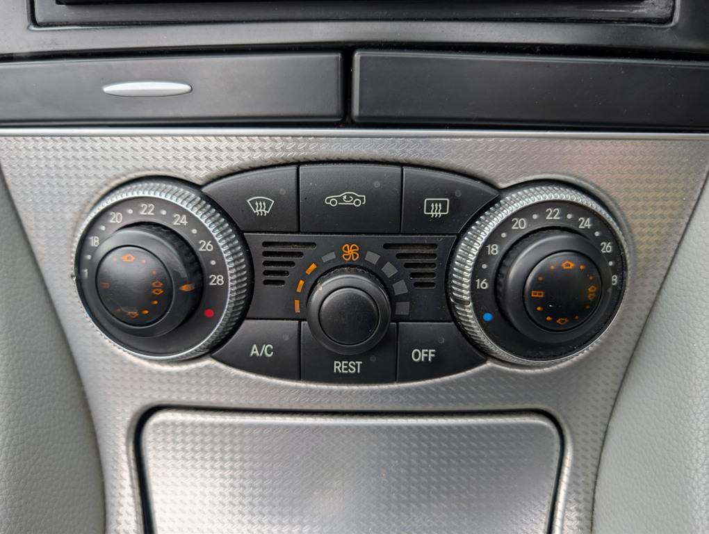 Mercedes-Benz SL Class U1014235 Silver #35