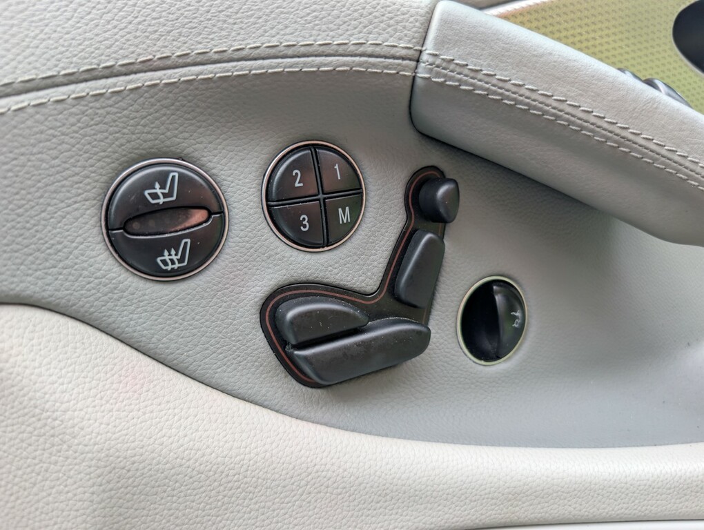 Mercedes-Benz SL Class U1014235 Silver #79