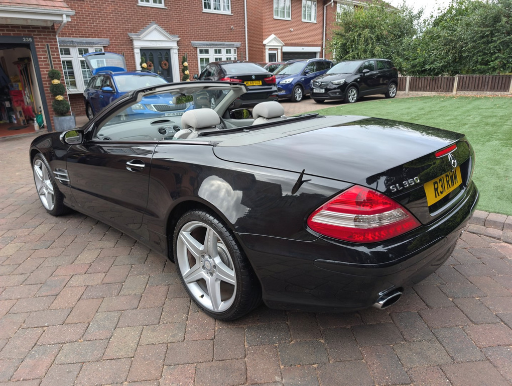 Mercedes-Benz SL Class U1014235 Silver #68