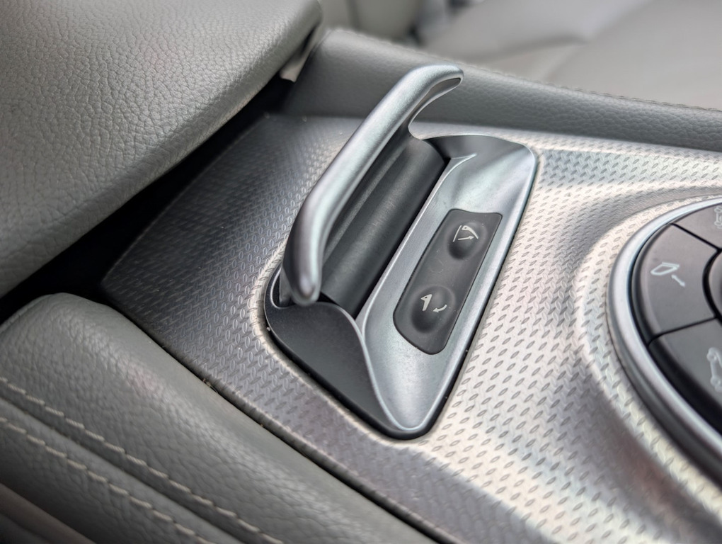 Mercedes-Benz SL Class U1014235 Silver #37